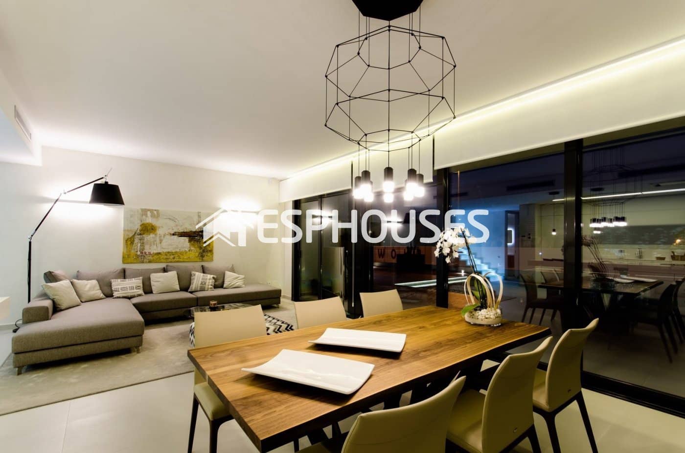 4 makuuhuone Huvila myytävänä paikassa Campoamor mukana uima-altaan - 1 195 000 € (Ref: 10025345)