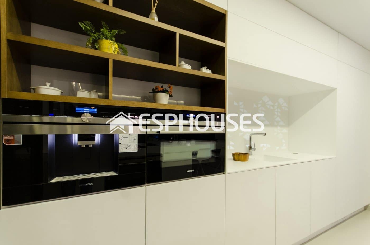 4 makuuhuone Huvila myytävänä paikassa Campoamor mukana uima-altaan - 1 195 000 € (Ref: 10025345)