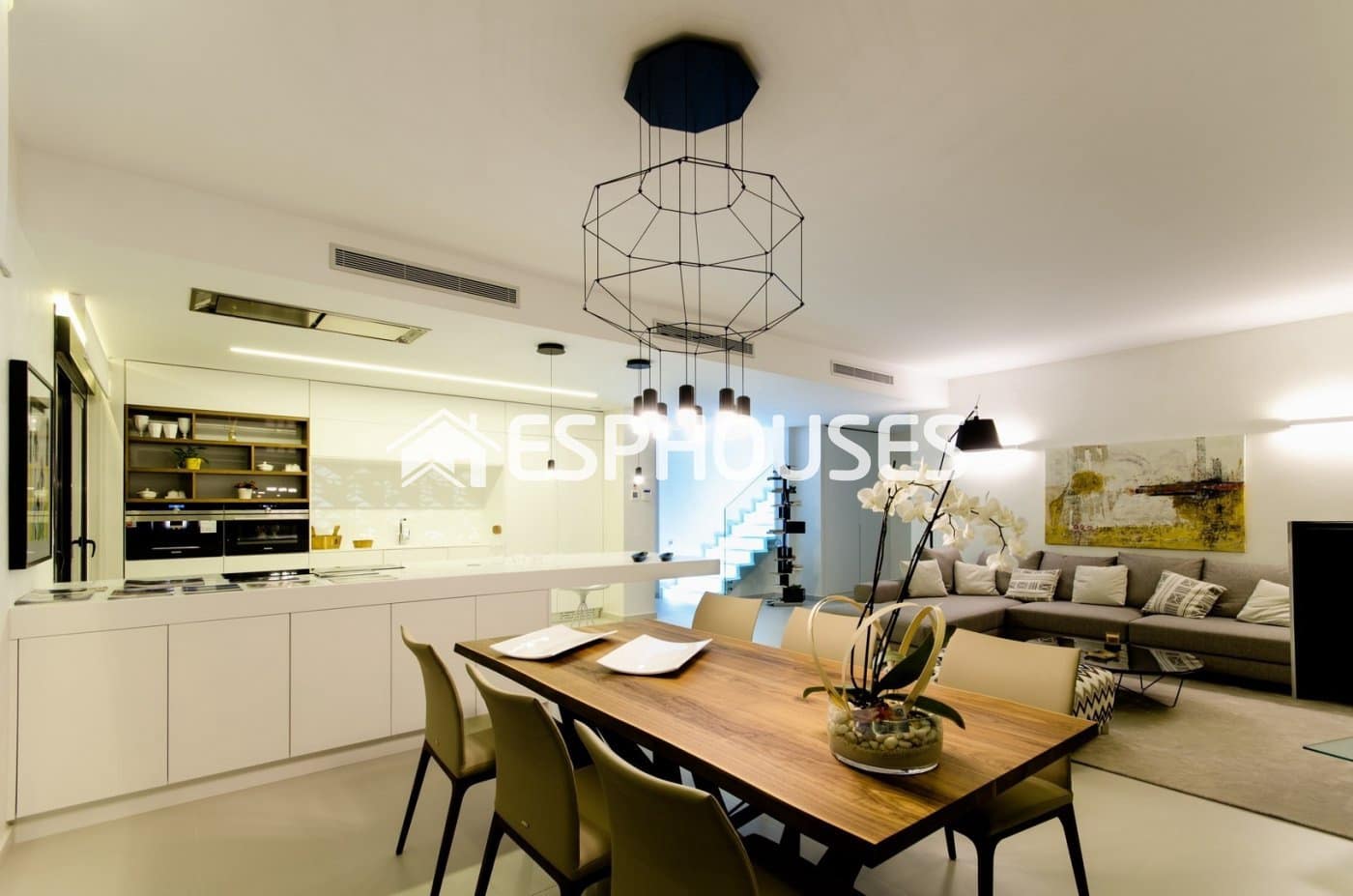 4 makuuhuone Huvila myytävänä paikassa Campoamor mukana uima-altaan - 1 195 000 € (Ref: 10025345)