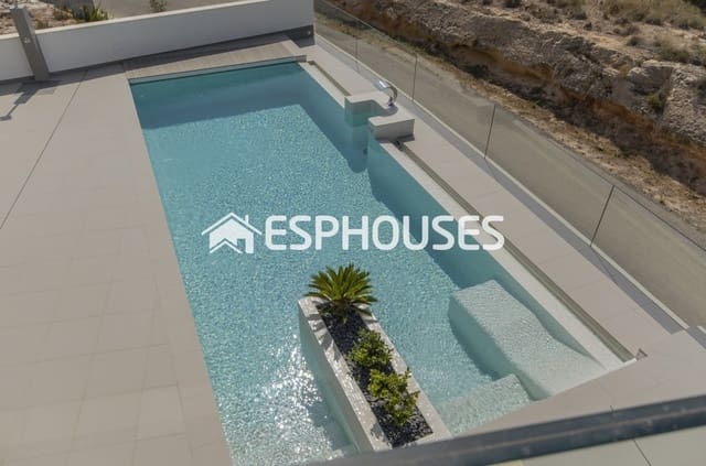 3 Zimmer Villa zu verkaufen in Campoamor, Orihuela mit Pool - 1.195.000 € (Ref: 10025346)