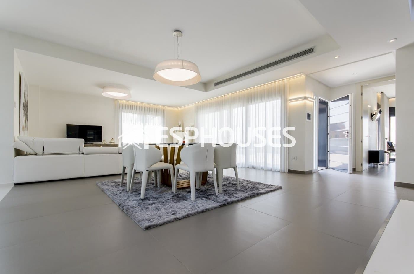3 Zimmer Villa zu verkaufen in Campoamor mit Pool - 1.195.000 € (Ref: 10025346)