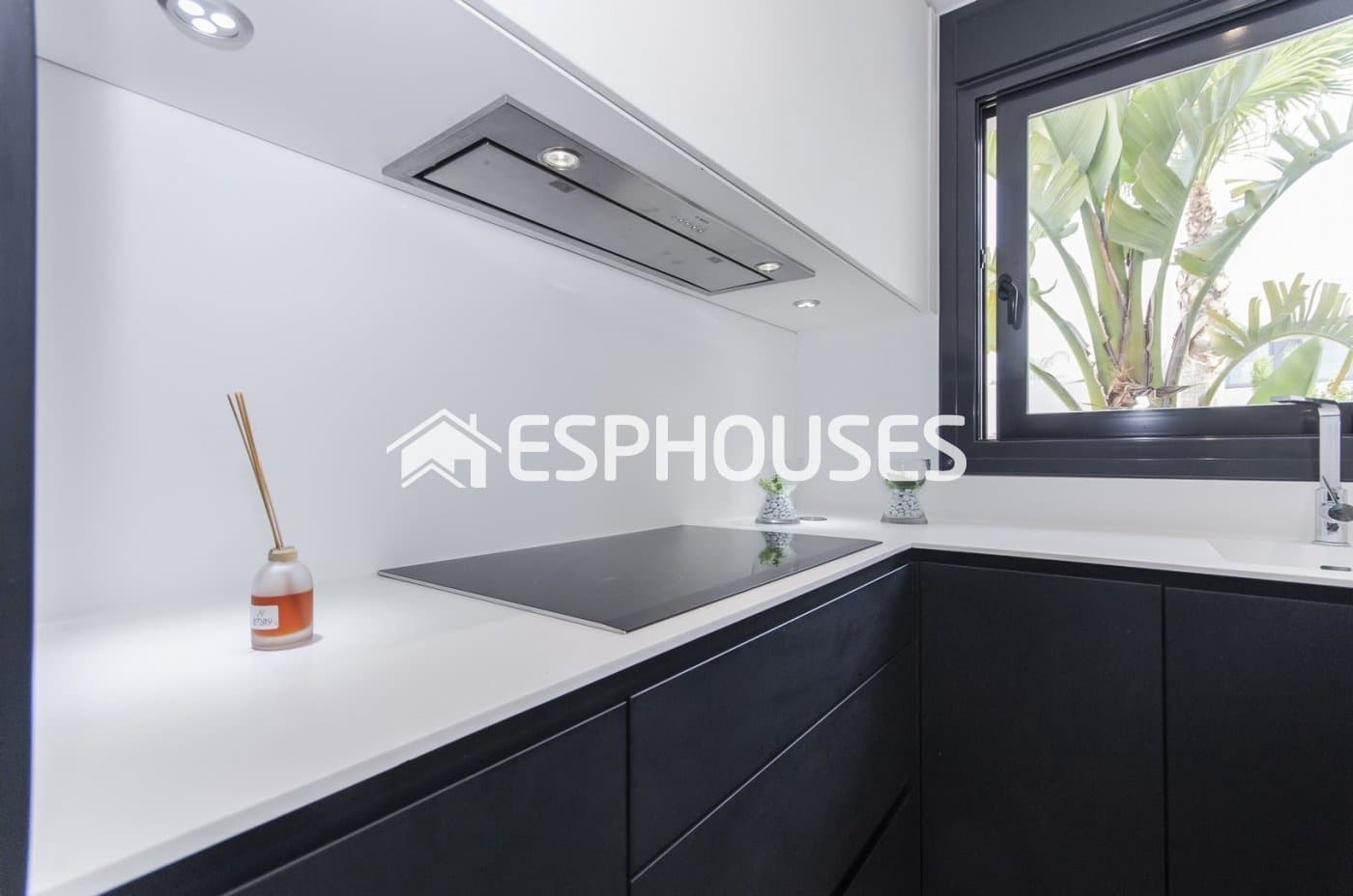 3 Zimmer Villa zu verkaufen in Campoamor mit Pool - 1.195.000 € (Ref: 10025346)