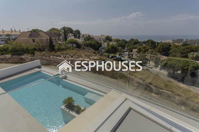 3 Zimmer Villa zu verkaufen in Campoamor, Orihuela mit Pool - 1.195.000 € (Ref: 10025346)