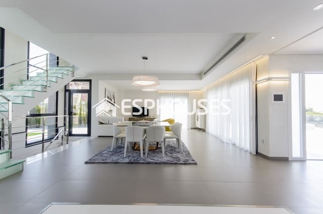 3 Zimmer Villa zu verkaufen in Campoamor, Orihuela mit Pool - 1.195.000 € (Ref: 10025346)