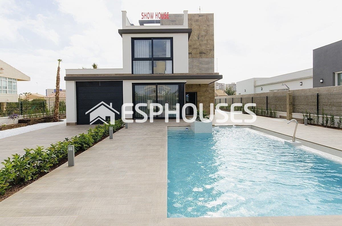 4 bedroom Villa for sale in Campoamor with pool - € 995,000 (Ref: 10025347)