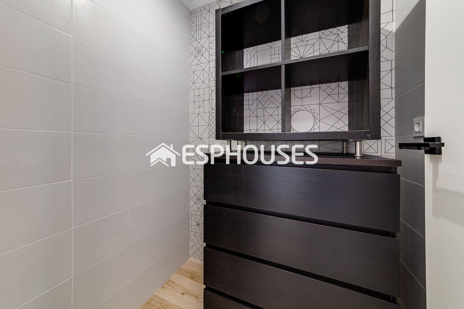 4 sypialnia Willa na sprzedaż w Torrevieja z basenem - 990 000 € (Ref: 10031651)