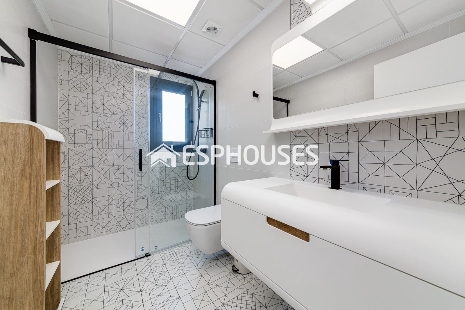 4 sypialnia Willa na sprzedaż w Torrevieja z basenem - 990 000 € (Ref: 10031651)
