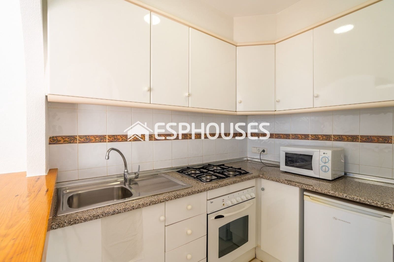 1 bedroom Semi-detached Villa for sale in Calpe / Calp with pool garage - € 190,000 (Ref: 10041820)