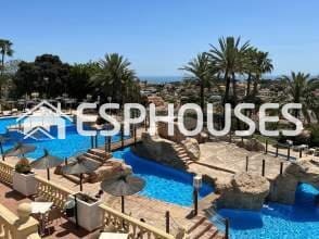 2 bedroom Semi-detached Villa for sale in Calpe / Calp with pool garage - € 270,000 (Ref: 10041823)