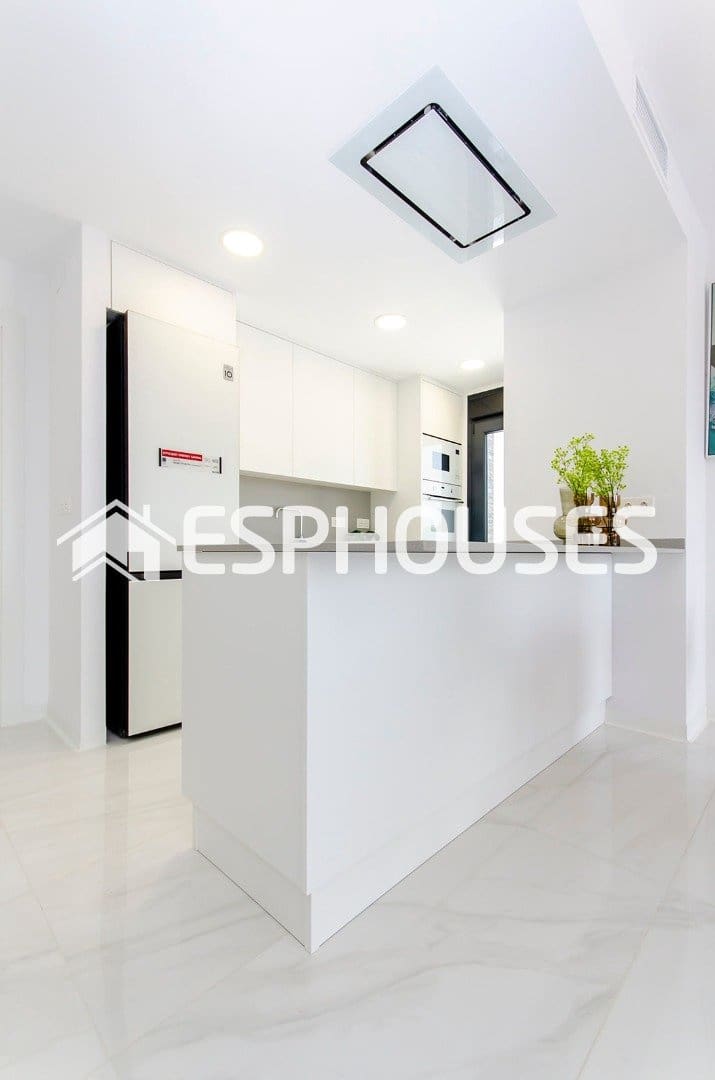 3 quarto Moradia para venda em Entre Naranjos com piscina - 439 000 € (Ref: 10041984)