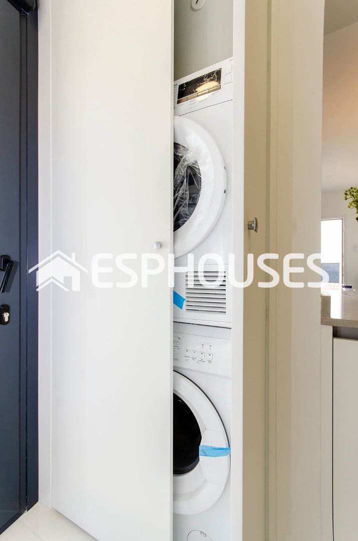 3 quarto Moradia para venda em Entre Naranjos com piscina - 439 000 € (Ref: 10041984)