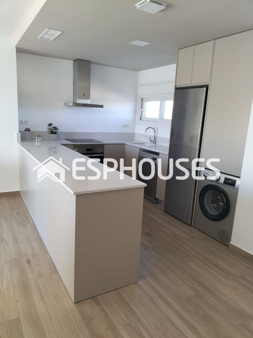 2 sovrum Lägenhet till salu i Entre Naranjos med pool - 269 900 € (Ref: 10041985)