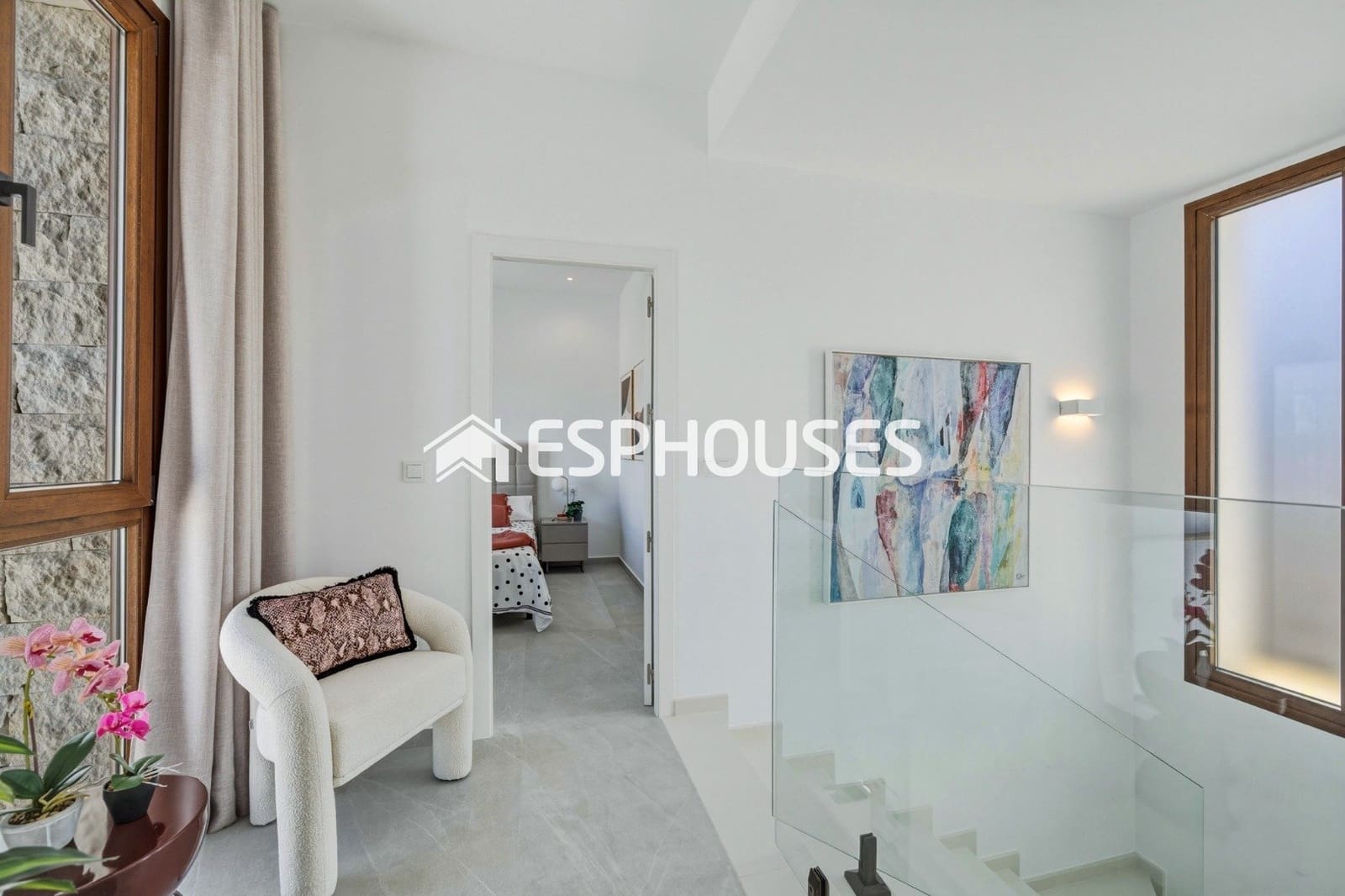 Chalet de 4 habitaciones en Entre Naranjos en venta con piscina garaje - 649.000 € (Ref: 10041988)