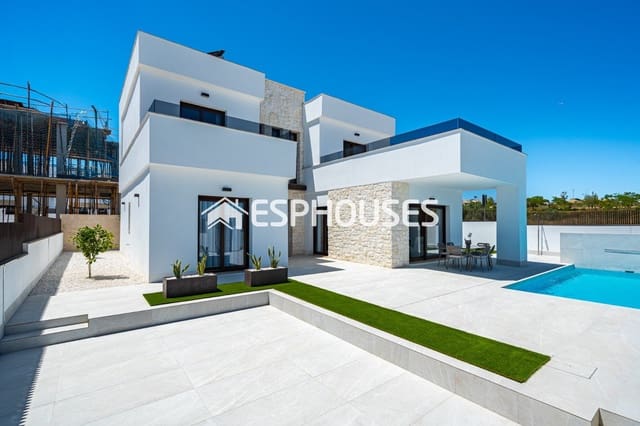 Chalet de 4 habitaciones en Entre Naranjos, Orihuela en venta con piscina garaje - 649.000 € (Ref: 10041988)