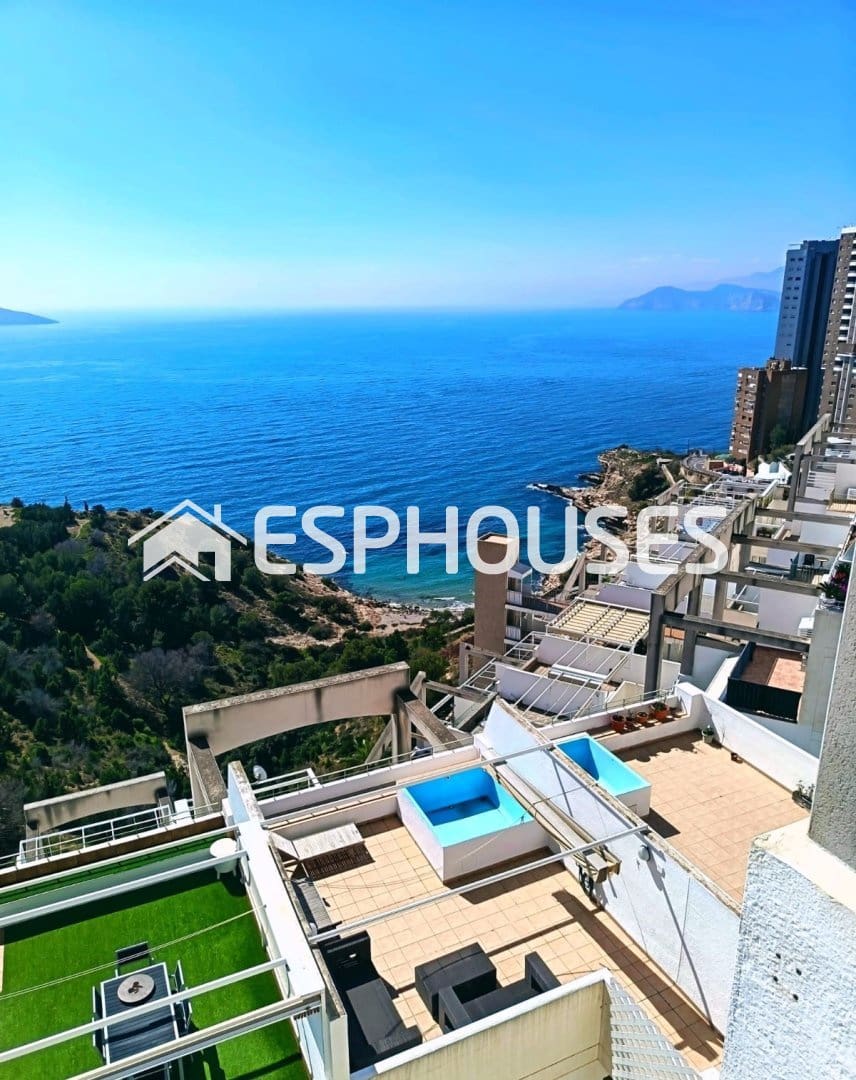 2 makuuhuone Kattohuoneisto myytävänä paikassa Benidorm mukana uima-altaan 
autotalli - 485 000 € (Ref: 10045951)