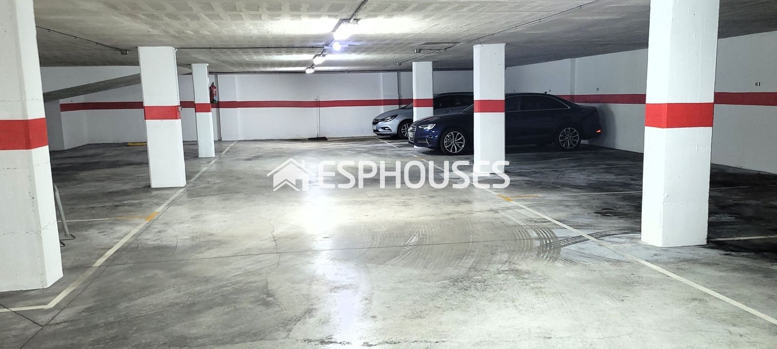 Garage for sale in Guardamar del Segura - € 12,000 (Ref: 10106530)
