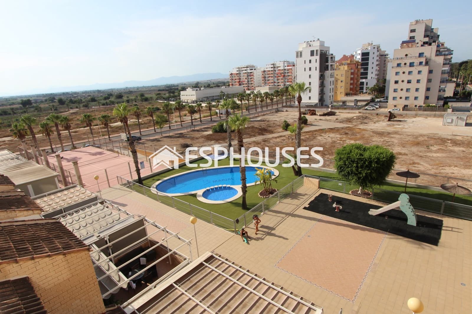 2 quarto Apartamento para venda em Guardamar del Segura com piscina - 198 000 € (Ref: 10106533)
