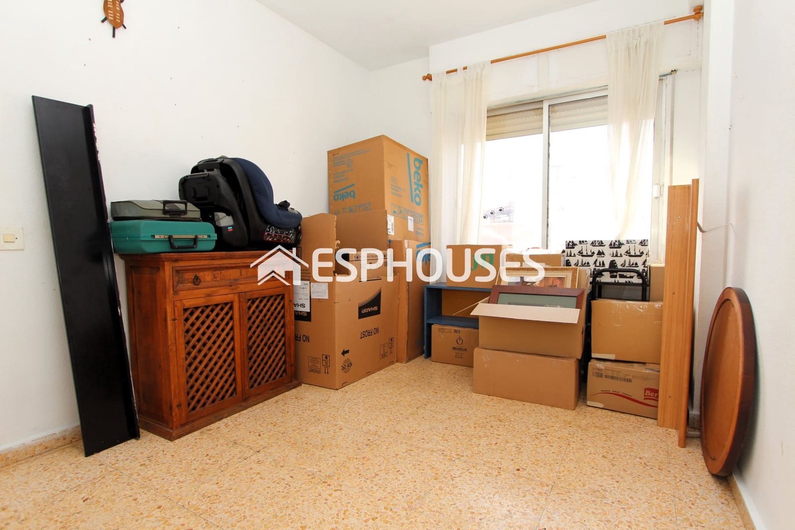 4 soveværelse Lejlighed til salg i Guardamar del Segura med garage - € 245.990 (Ref: 10110319)