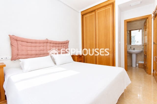 3 soverom Leilighet til salgs i Puerto Deportivo, Guardamar del Segura med svømmebasseng garasje - € 209 000 (Ref: 10110320)