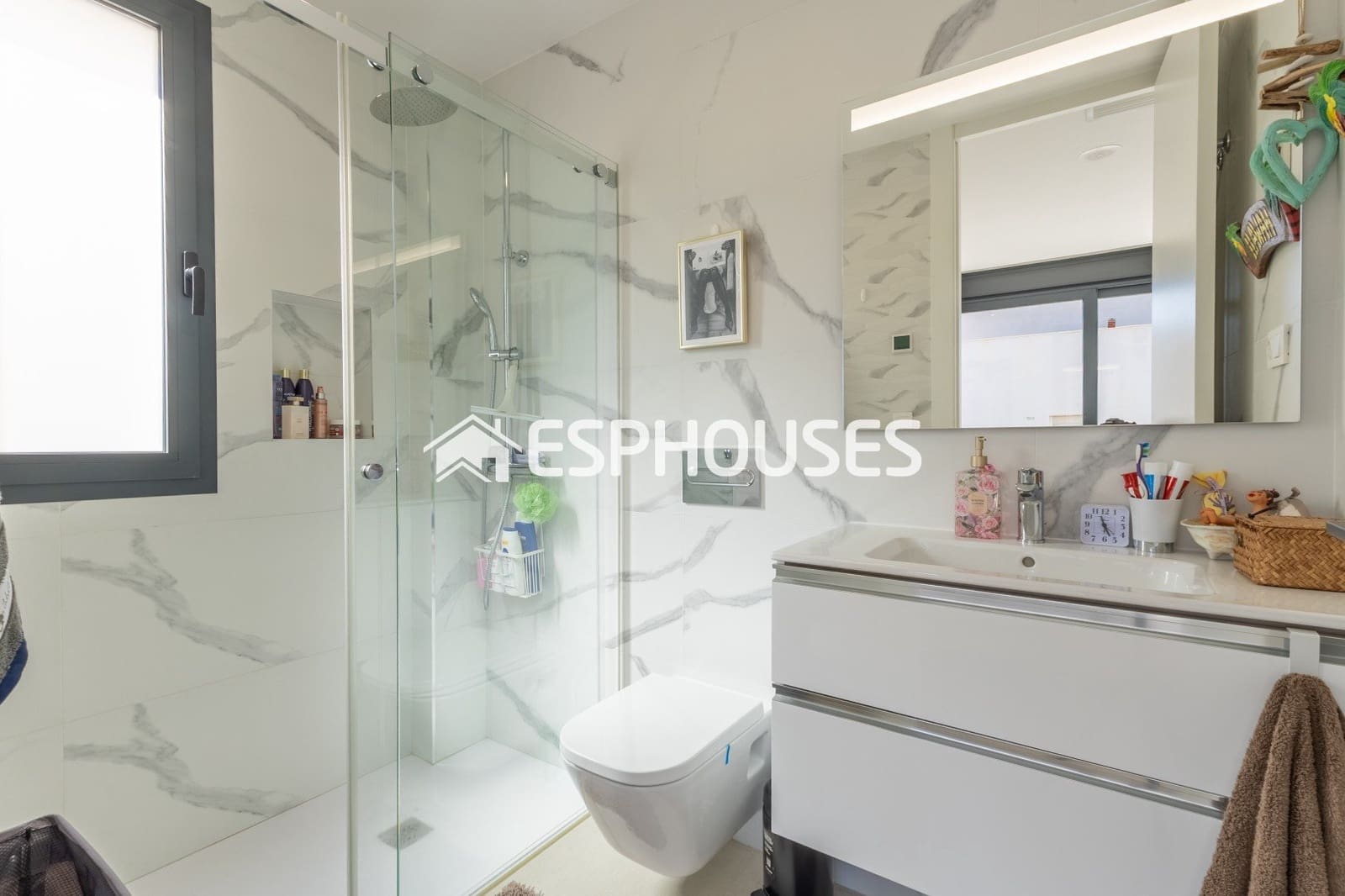 4 sypialnia Dom na sprzedaż w Guardamar del Segura z basenem - 760 000 € (Ref: 10117480)