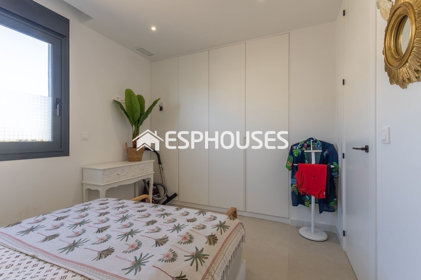 4 sypialnia Dom na sprzedaż w Guardamar del Segura z basenem - 760 000 € (Ref: 10117480)