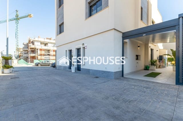 4 sypialnia Dom na sprzedaż w Los Secanos, Guardamar del Segura z basenem - 760 000 € (Ref: 10117480)