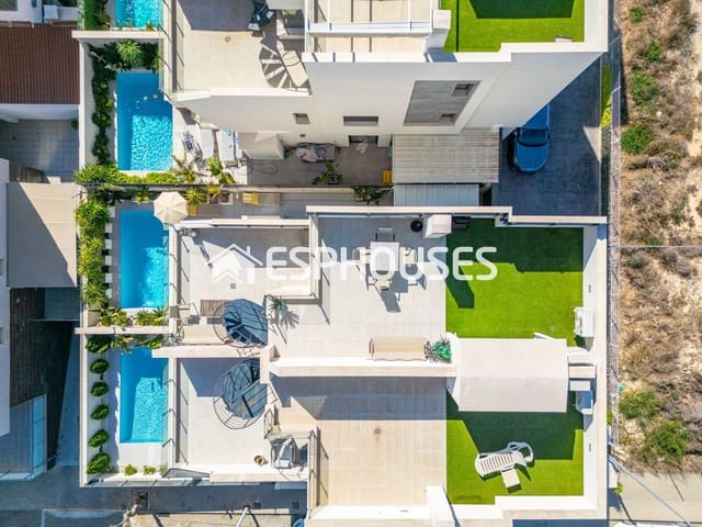 4 sypialnia Dom na sprzedaż w Los Secanos, Guardamar del Segura z basenem - 760 000 € (Ref: 10117480)