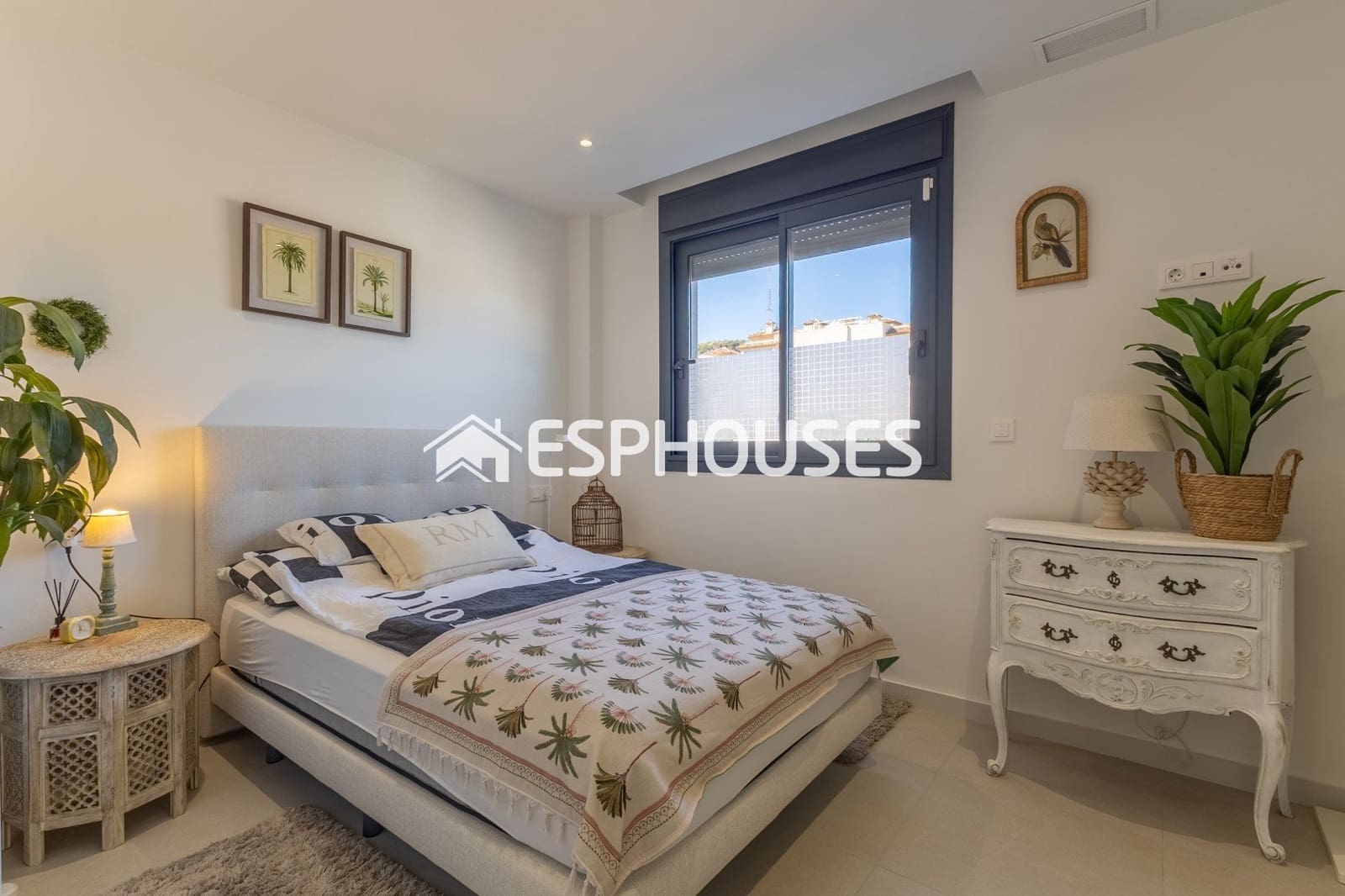 4 sypialnia Dom na sprzedaż w Guardamar del Segura z basenem - 760 000 € (Ref: 10117480)
