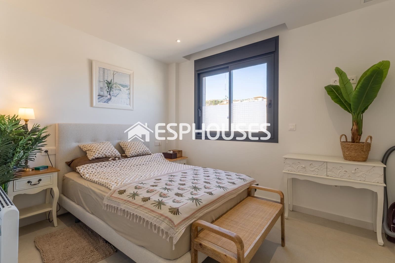 4 sypialnia Dom na sprzedaż w Guardamar del Segura z basenem - 760 000 € (Ref: 10117480)