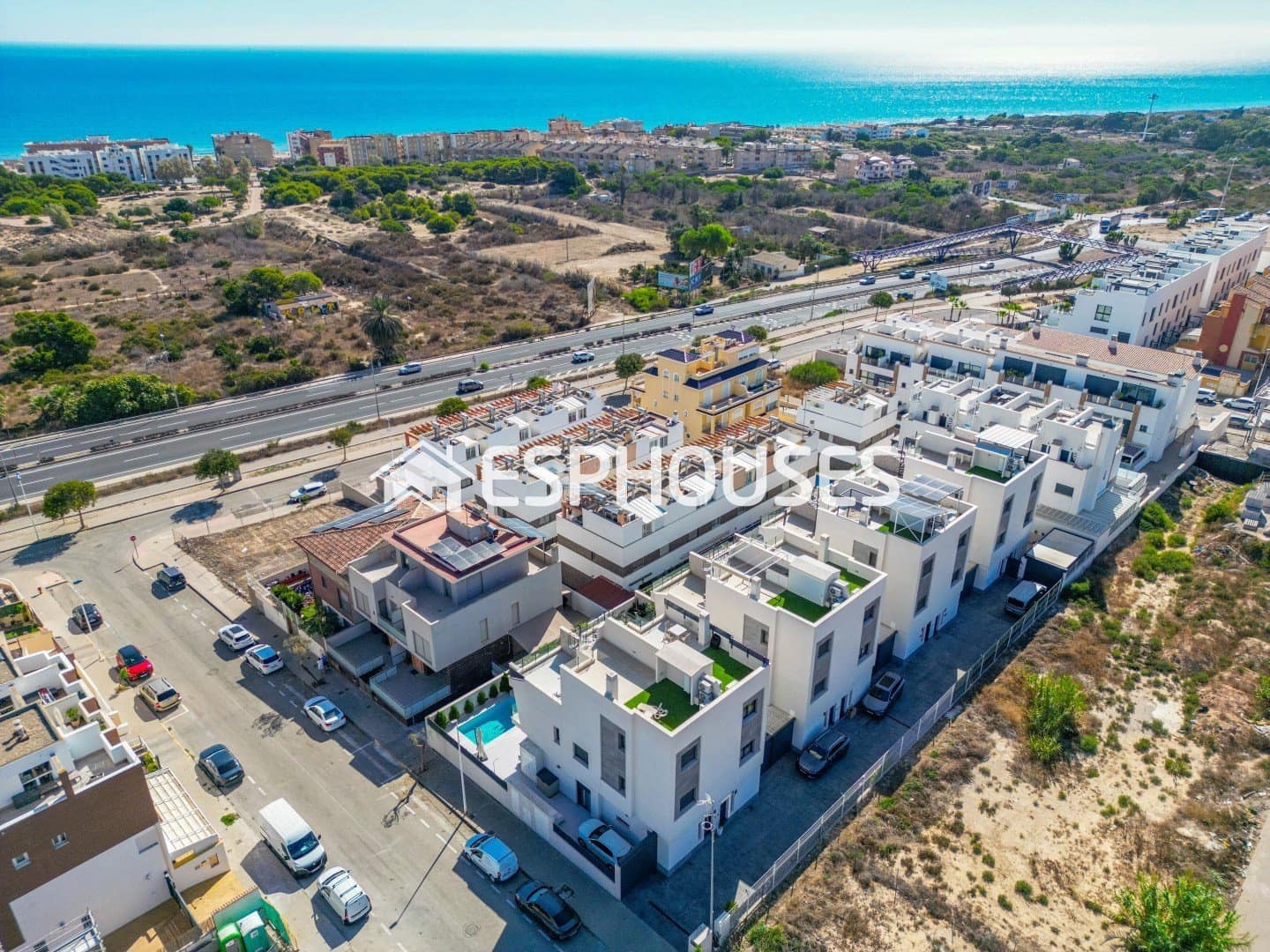 4 sypialnia Dom na sprzedaż w Guardamar del Segura z basenem - 760 000 € (Ref: 10117480)
