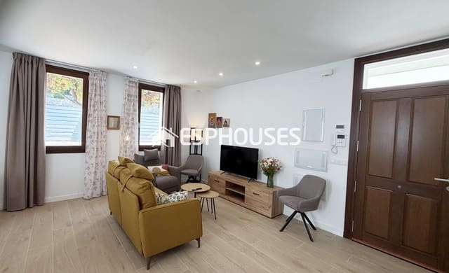 2 bedroom Apartment for sale in Altea with garage - € 449,000 (Ref: 10127296)