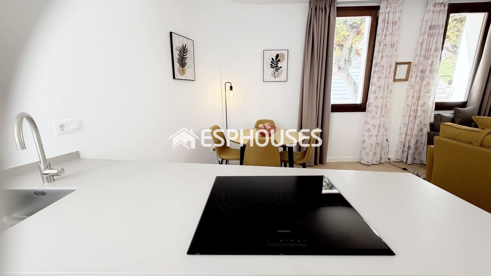 2 bedroom Apartment for sale in Altea with garage - € 449,000 (Ref: 10127296)