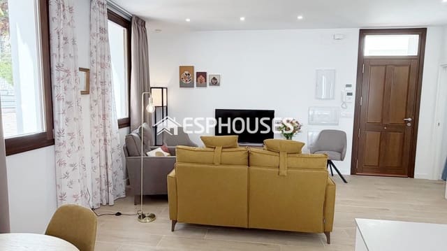 2 bedroom Apartment for sale in Altea with garage - € 449,000 (Ref: 10127296)