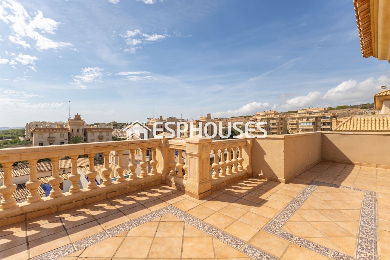 3 soveværelse Penthouse til salg i El Moncayo med swimmingpool garage - € 549.000 (Ref: 10135092)