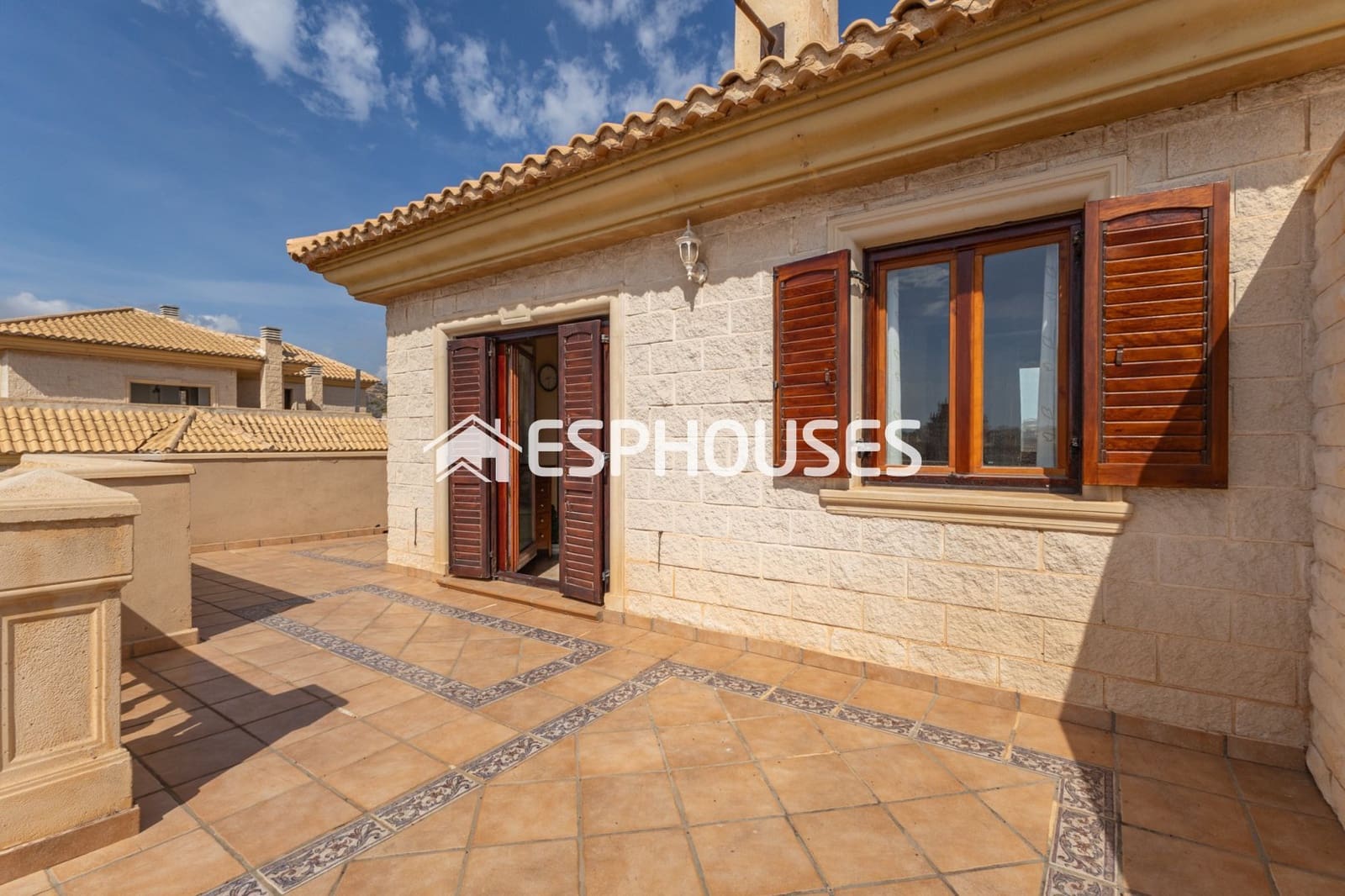 3 soveværelse Penthouse til salg i El Moncayo med swimmingpool garage - € 549.000 (Ref: 10135092)