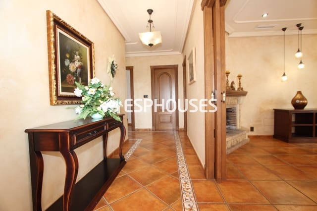 3 soverom Villa til salgs i San Fulgencio med svømmebasseng garasje - € 797 000 (Ref: 10155505)