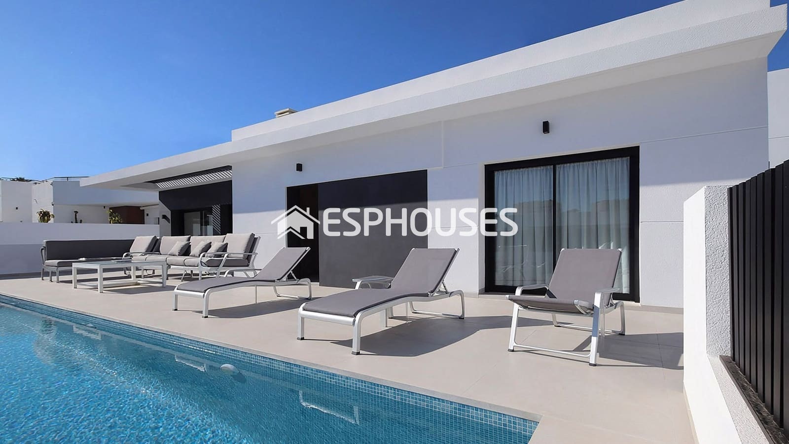 4 sovrum Villa till salu i Ciudad Quesada med pool garage - 810 500 € (Ref: 10160070)