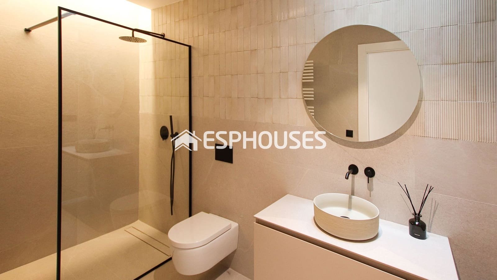 4 slaapkamer Villa te koop in Ciudad Quesada met zwembad garage - € 819.500 (Ref: 10160232)