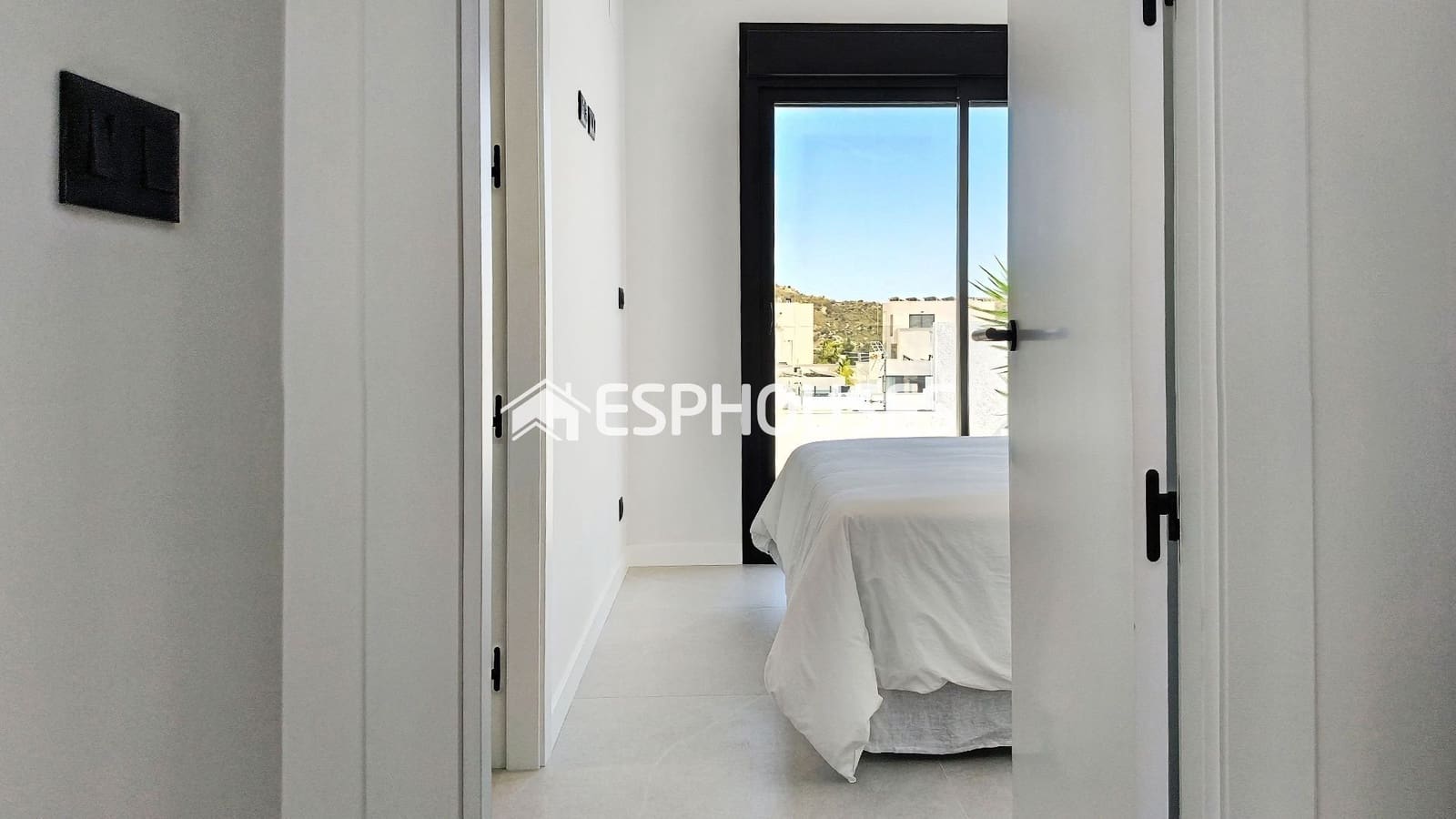 4 slaapkamer Villa te koop in Ciudad Quesada met zwembad garage - € 819.500 (Ref: 10160232)