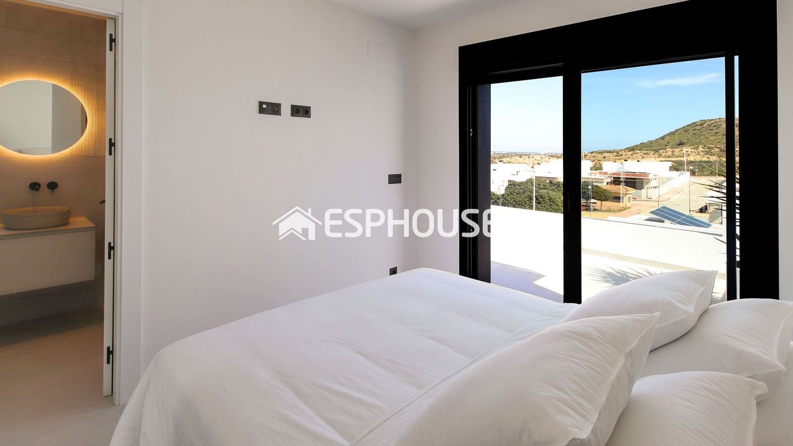 4 slaapkamer Villa te koop in Ciudad Quesada met zwembad garage - € 819.500 (Ref: 10160232)