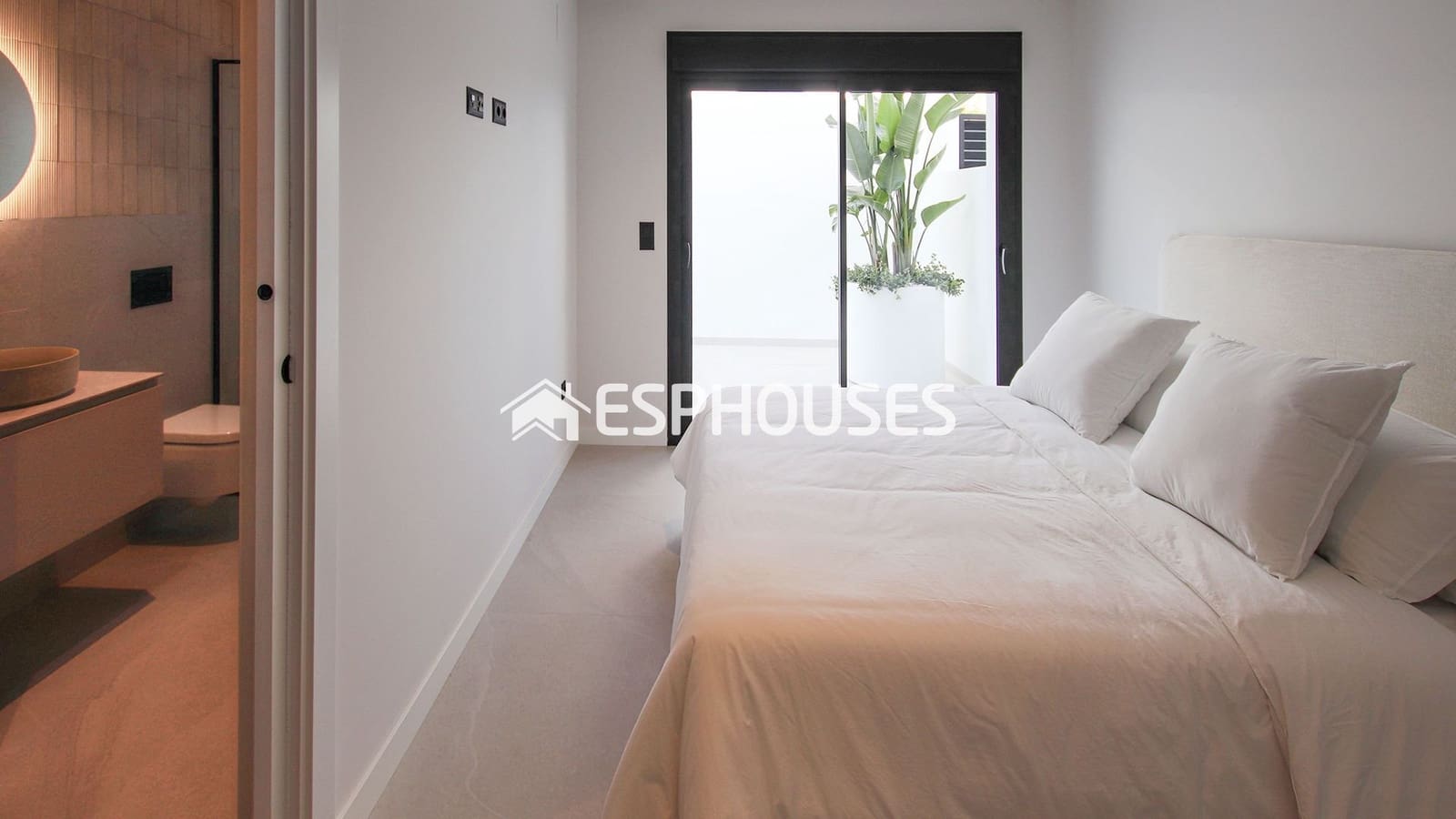 4 slaapkamer Villa te koop in Ciudad Quesada met zwembad garage - € 819.500 (Ref: 10160232)