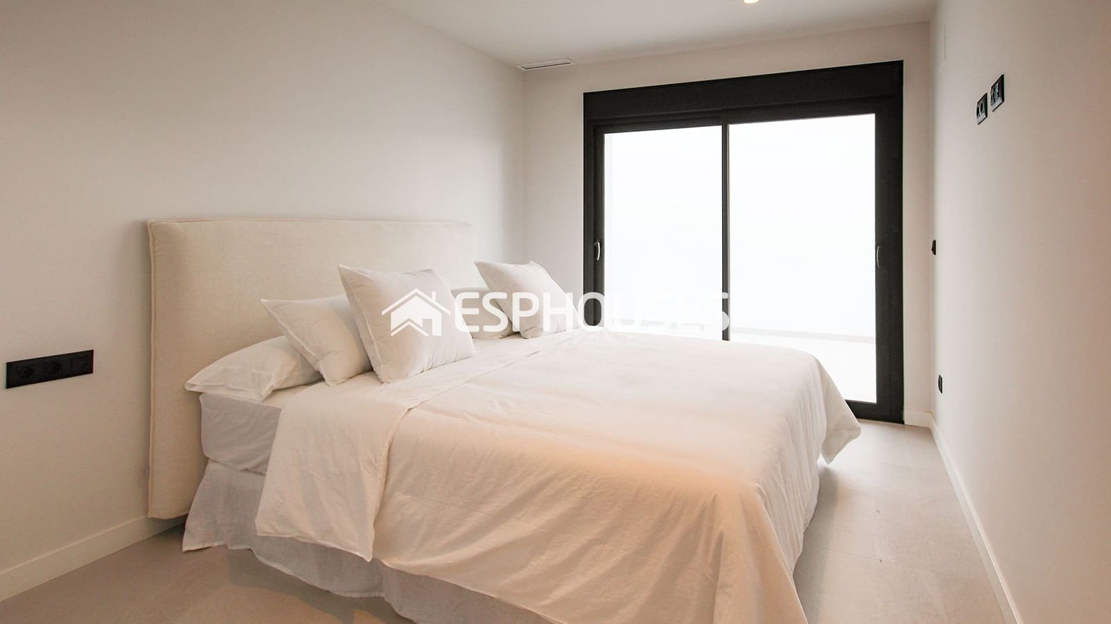 4 slaapkamer Villa te koop in Ciudad Quesada met zwembad garage - € 819.500 (Ref: 10160232)