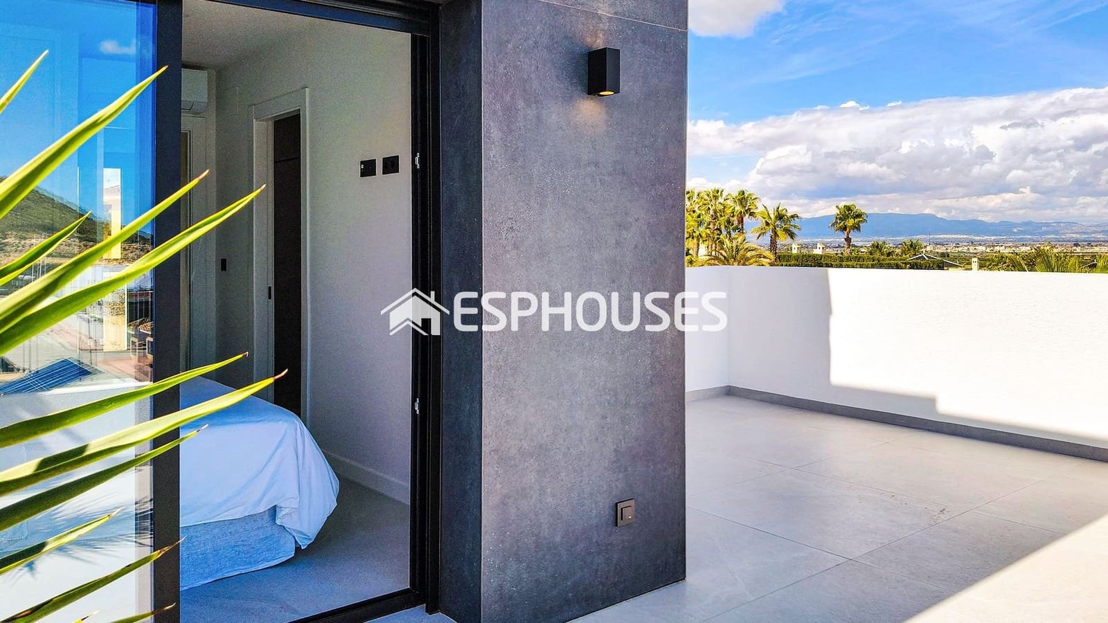 4 slaapkamer Villa te koop in Ciudad Quesada met zwembad garage - € 819.500 (Ref: 10160232)
