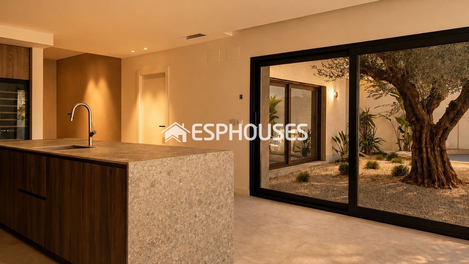 4 bedroom Villa for sale in San Fulgencio with pool garage - € 1,497,750 (Ref: 10160620)