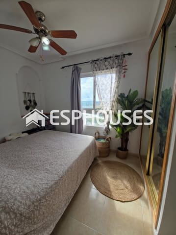 2 soveværelse Penthouse til salg i Puerto Deportivo, Guardamar del Segura med swimmingpool garage - € 166.400 (Ref: 10163809)
