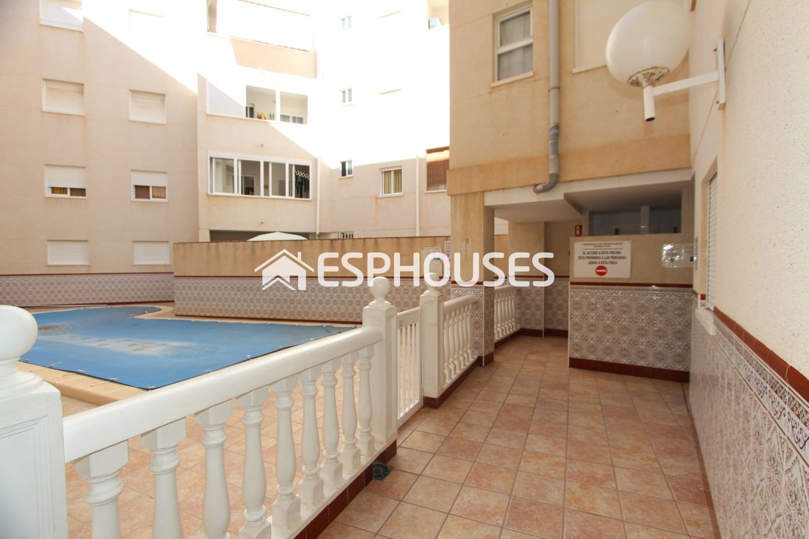 1 sovrum Lägenhet till salu i Guardamar del Segura med pool - 133 000 € (Ref: 10169162)