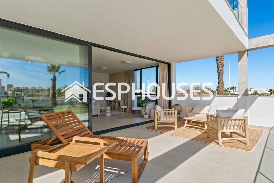 Apartamento de 3 habitaciones en Mar de Cristal en venta con piscina garaje - 428.000 € (Ref: 10172081)
