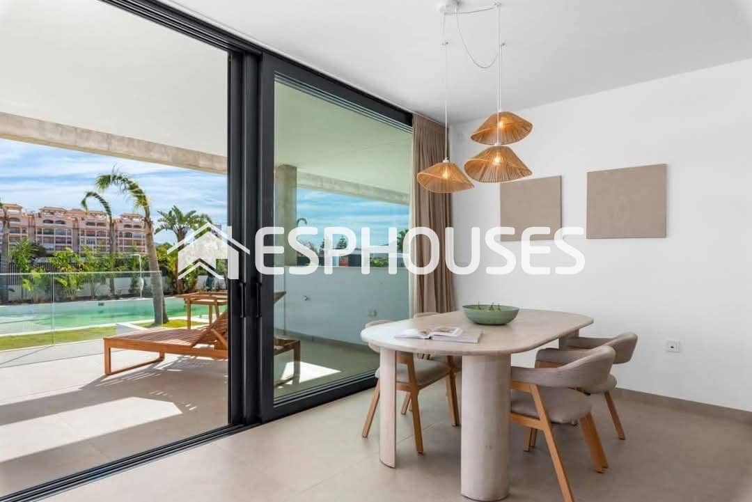 Apartamento de 3 habitaciones en Mar de Cristal en venta con piscina garaje - 428.000 € (Ref: 10172081)