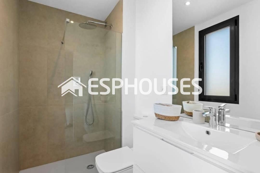 Apartamento de 3 habitaciones en Mar de Cristal en venta con piscina garaje - 428.000 € (Ref: 10172081)