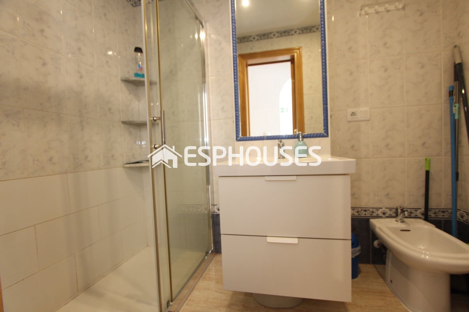 2 soveværelse Lejlighed til salg i Guardamar del Segura - € 175.000 (Ref: 10172918)